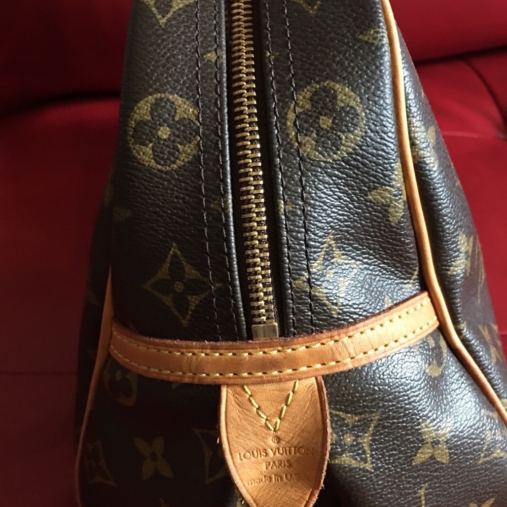 SOLD! SALE! Louis Vuitton Montorgueil PM - Picture 3 of 8